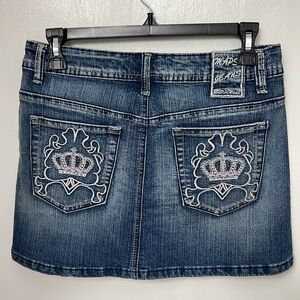 Denim mini skirt, Crown decoration on back pockets. Sz. L, Runs Small!